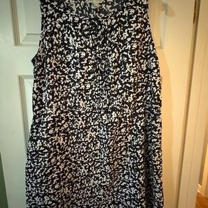 Black and White Sleeveless Dress